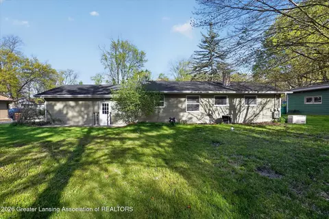 Exterior - 6062 Beechwood Dr, Haslett, MI 48840 photo 7 of 12