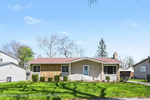 4010 Windward Dr, Lansing, MI 48911