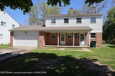 3712-3714 Malibu Dr, Lansing, MI 48911