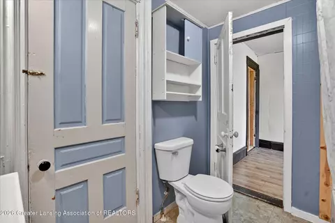 Entry Way - 8843 Bunkerhill Rd, Jackson, MI 49201 photo 3 of 5