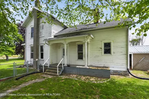 Exterior - 8843 Bunkerhill Rd, Jackson, MI 49201 photo 7 of 8