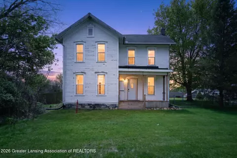 8843 Bunkerhill Rd, Jackson, MI 49201