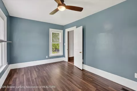 Bedroom - 8843 Bunkerhill Rd, Jackson, MI 49201 photo 4 of 6