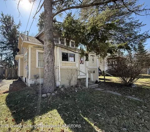 1209 W Mount Hope Ave, Lansing, MI 48910
