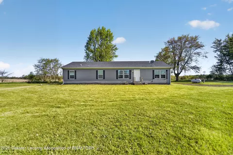 107 10 Mile Rd, Union City, MI 49094