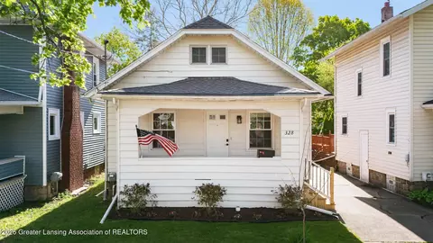 328 N Clemens Ave, Lansing, MI 48912