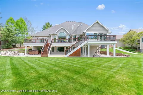 Exterior - 410 W Spring Meadows Ln, Dewitt, MI 48820 photo 7 of 17