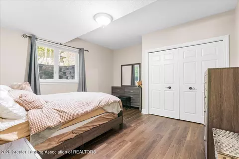 Bedroom - 410 W Spring Meadows Ln, Dewitt, MI 48820 photo 6 of 6