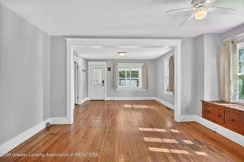 Living - 702 E Cavanaugh Rd, Lansing, MI 48910 photo 4 of 4