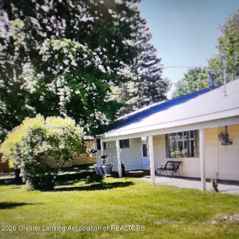 5167 E Houghton Lake Dr, Houghton Lake, MI 48629