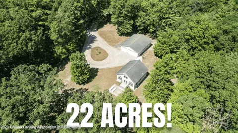 6653 W Jackson Rd, Pentwater, MI 49449