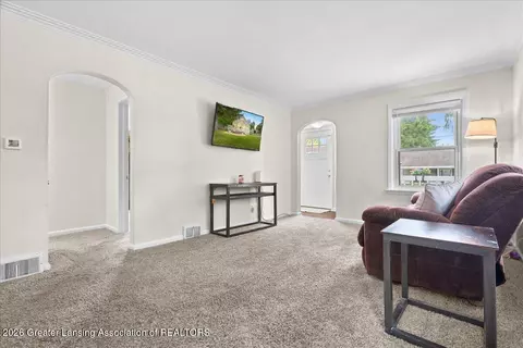 Entry Way - 306 W Madison St, Dewitt, MI 48820 photo 2 of 2