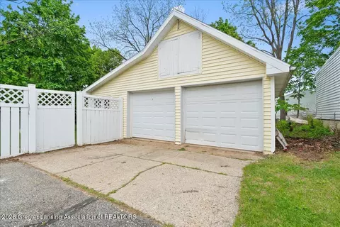 Exterior - 306 W Madison St, Dewitt, MI 48820 photo 1 of 5