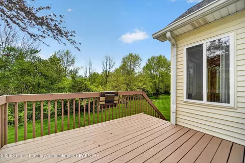 Exterior - 5553 Wild Iris, Haslett, MI 48840 photo 4 of 5
