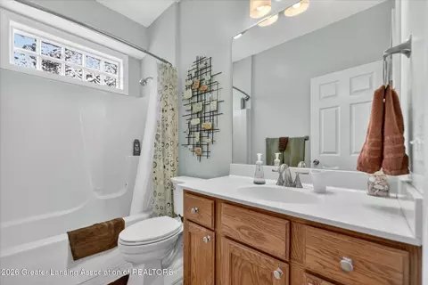 Bath - 5553 Wild Iris, Haslett, MI 48840 photo 4 of 4