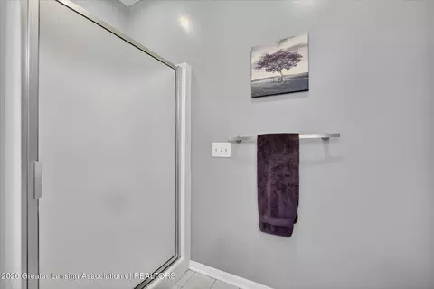 Bath - 5553 Wild Iris, Haslett, MI 48840 photo 3 of 4