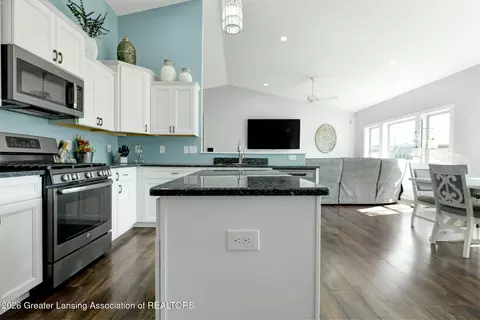 Kitchen - 1138 Matthaei Ct, Mason, MI 48854 photo 1 of 4