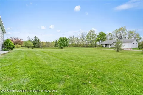 Exterior - 4995 W Cutler Rd, Dewitt, MI 48820 photo 4 of 6