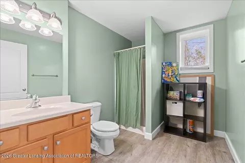 Bath - 4995 W Cutler Rd, Dewitt, MI 48820 photo 4 of 4