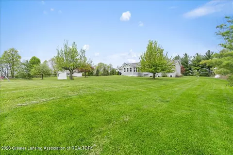 Exterior - 4995 W Cutler Rd, Dewitt, MI 48820 photo 5 of 6