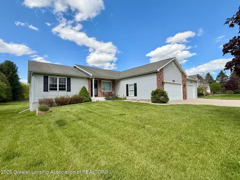 Exterior - 7920 Clark Rd, Grand Ledge, MI 48837 photo 2 of 10