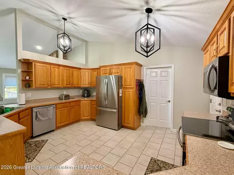 Kitchen - 7920 Clark Rd, Grand Ledge, MI 48837 photo 3 of 3