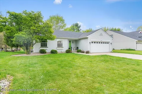 Exterior - 12534 Houghton Dr, Dewitt, MI 48820 photo 2 of 10