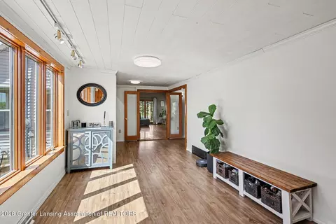 Entry Way - 2426 E Colony Rd, Saint Johns, MI 48879 photo 2 of 2