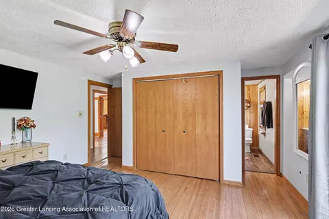 Bedroom - 2426 E Colony Rd, Saint Johns, MI 48879 photo 2 of 4