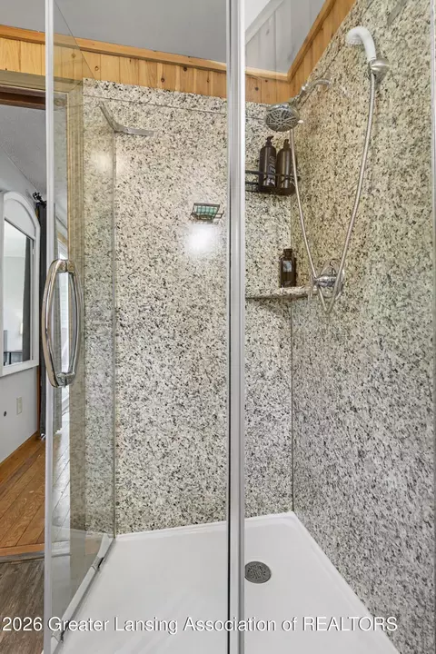 Bath - 2426 E Colony Rd, Saint Johns, MI 48879 photo 3 of 3
