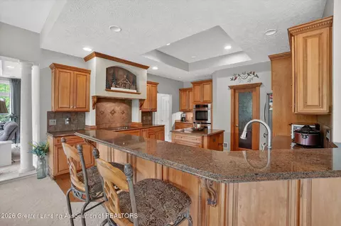 Kitchen - 1800 Wilderness Dr, Dewitt, MI 48820 photo 2 of 7
