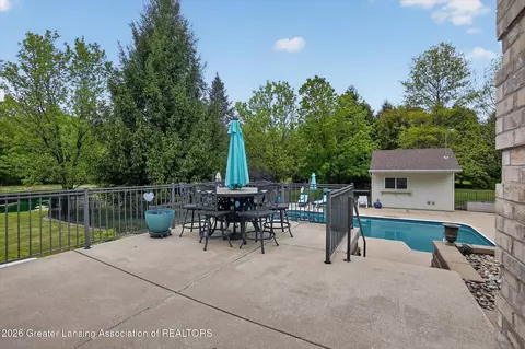 Exterior - 1800 Wilderness Dr, Dewitt, MI 48820 photo 8 of 13