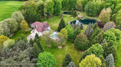 View/Area - 1800 Wilderness Dr, Dewitt, MI 48820 photo 4 of 10