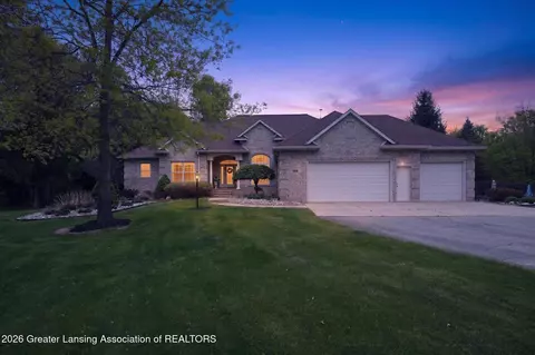 Exterior - 1800 Wilderness Dr, Dewitt, MI 48820 photo 2 of 13