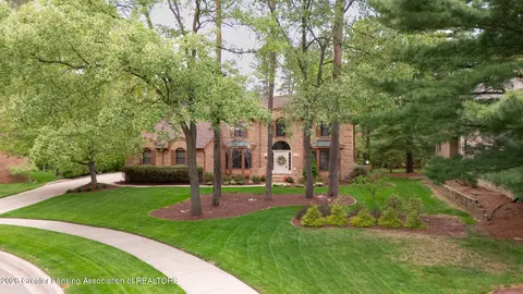 1790 Sashabaw Dr, Okemos, MI 48864