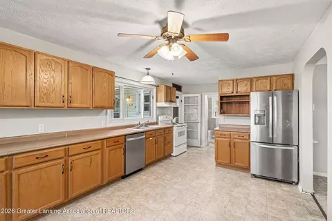 Kitchen - 710 W State St, Saint Johns, MI 48879 photo 1 of 4