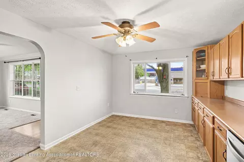Dining - 710 W State St, Saint Johns, MI 48879 photo 1 of 1