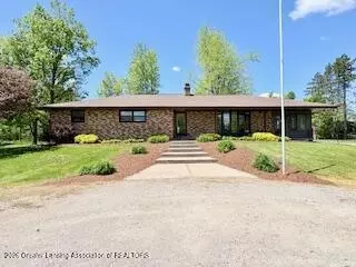 11165 Nixon Rd, Grand Ledge, MI 48837