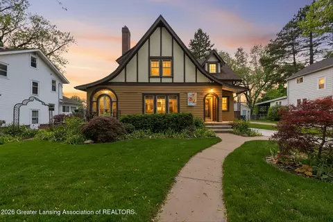 301 Cowley Ave, East Lansing, MI 48823