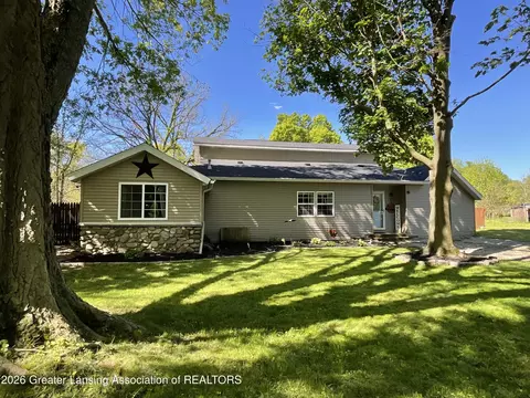309 Olivet Rd, Bellevue, MI 49021