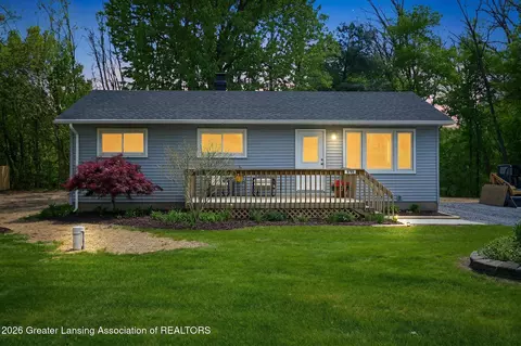 9785 Beard Rd, Laingsburg, MI 48848