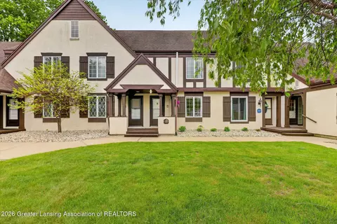 1700 Tartan Trl #D, Alma, MI 48801