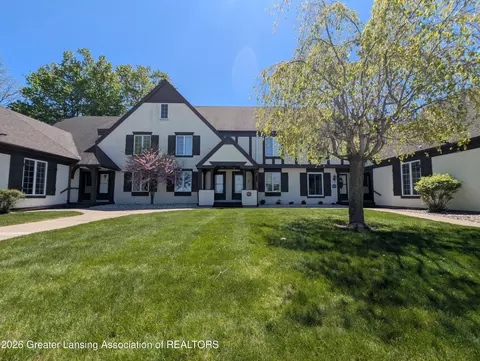 1700 Tartan Trl #D, Alma, MI 48801