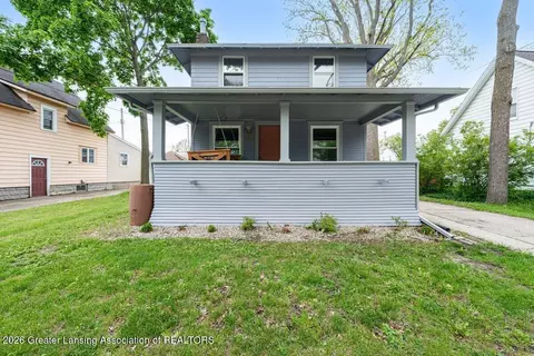 245 Elvin Ct, Lansing, MI 48912
