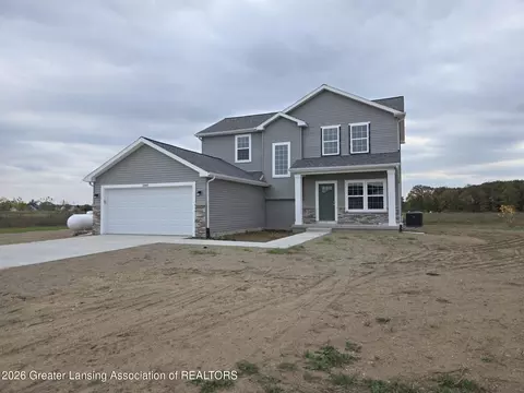 15277 Sherwood Ln, Lansing, MI 48906