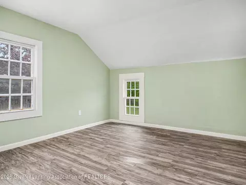 Bedroom - 755 Division St, Owosso, MI 48867 photo 3 of 6