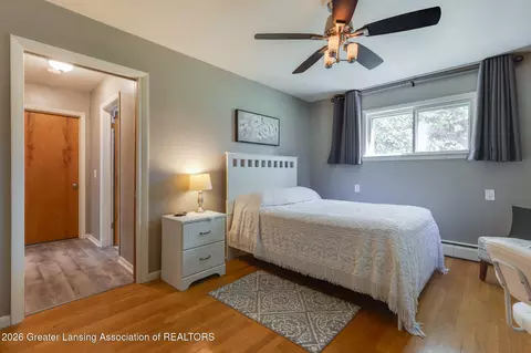 Bedroom - 850 E Remus, Mount Pleasant, MI 48858 photo 1 of 8