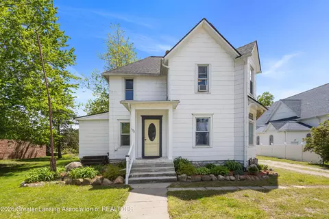 155 W Main St, Elsie, MI 48831