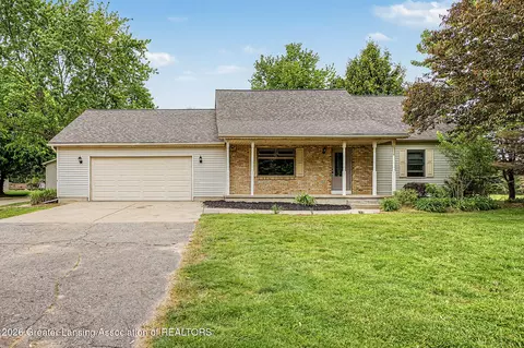 5697 Durfee Rd, Eaton Rapids, MI 48827