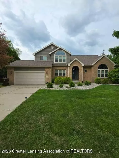 5915 Cortina Trl, Lansing, MI 48917